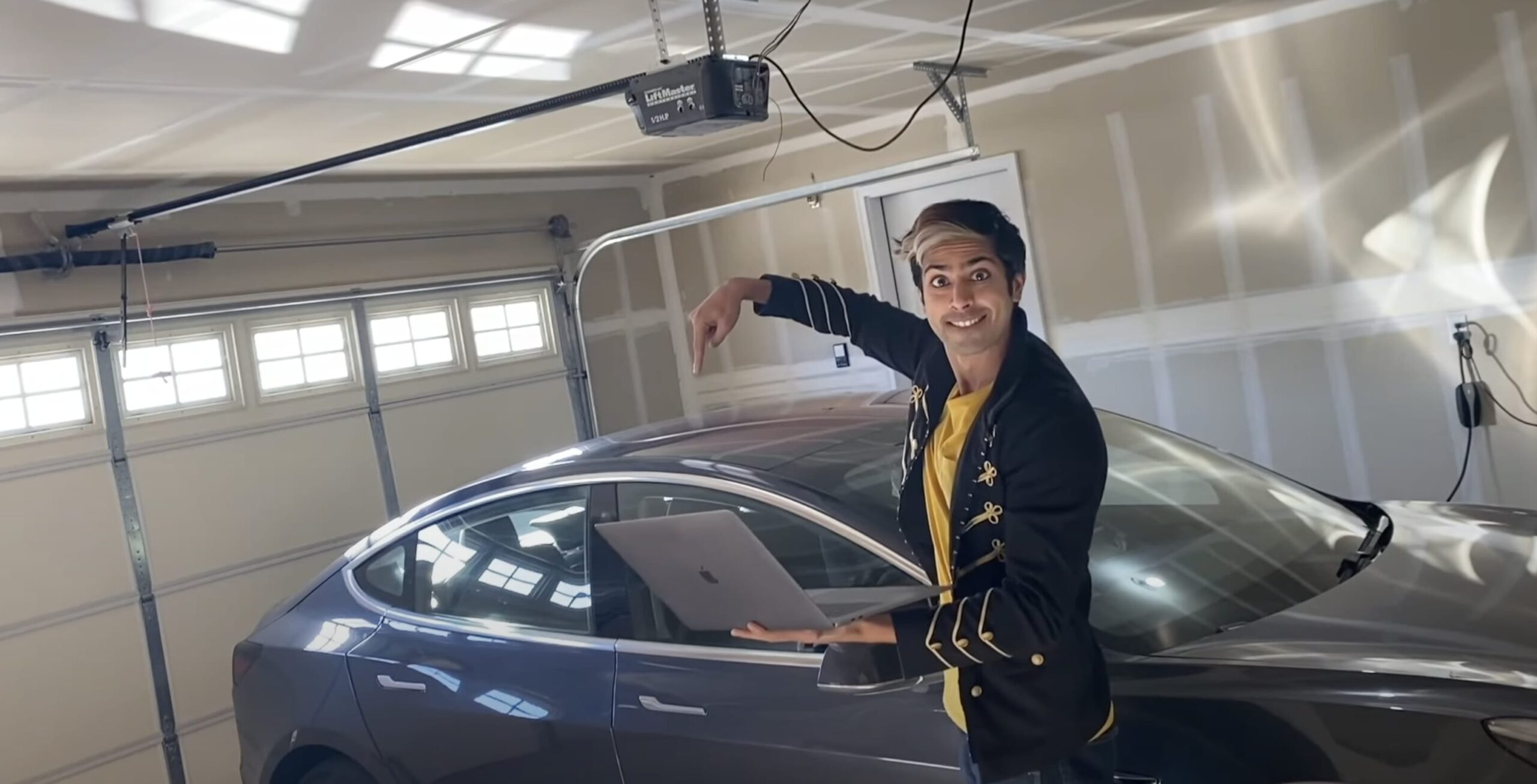 Tesla owner mines bitcoin, ethereum with his car